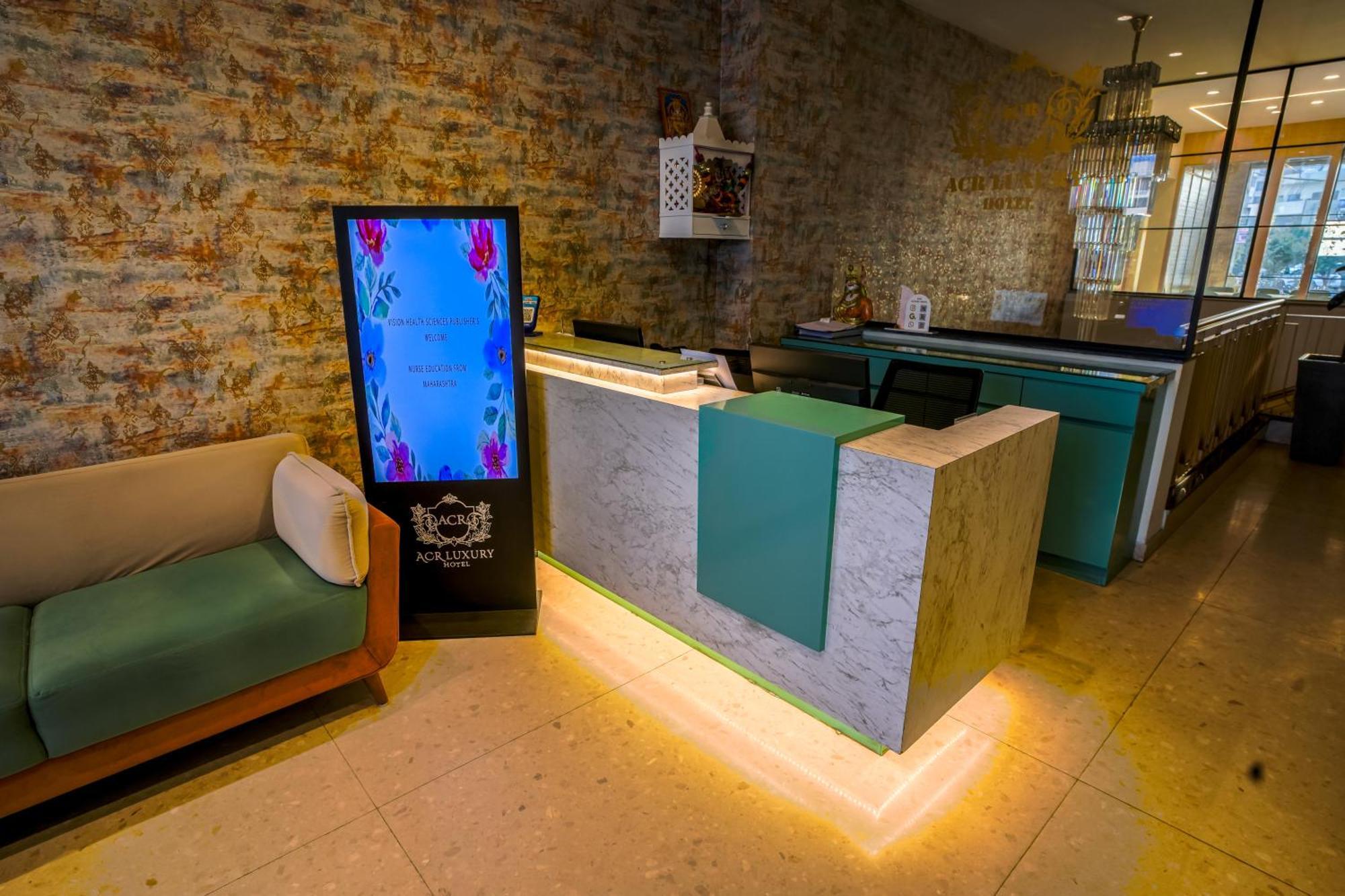 Mohali Acr Luxury Hotel מראה חיצוני תמונה