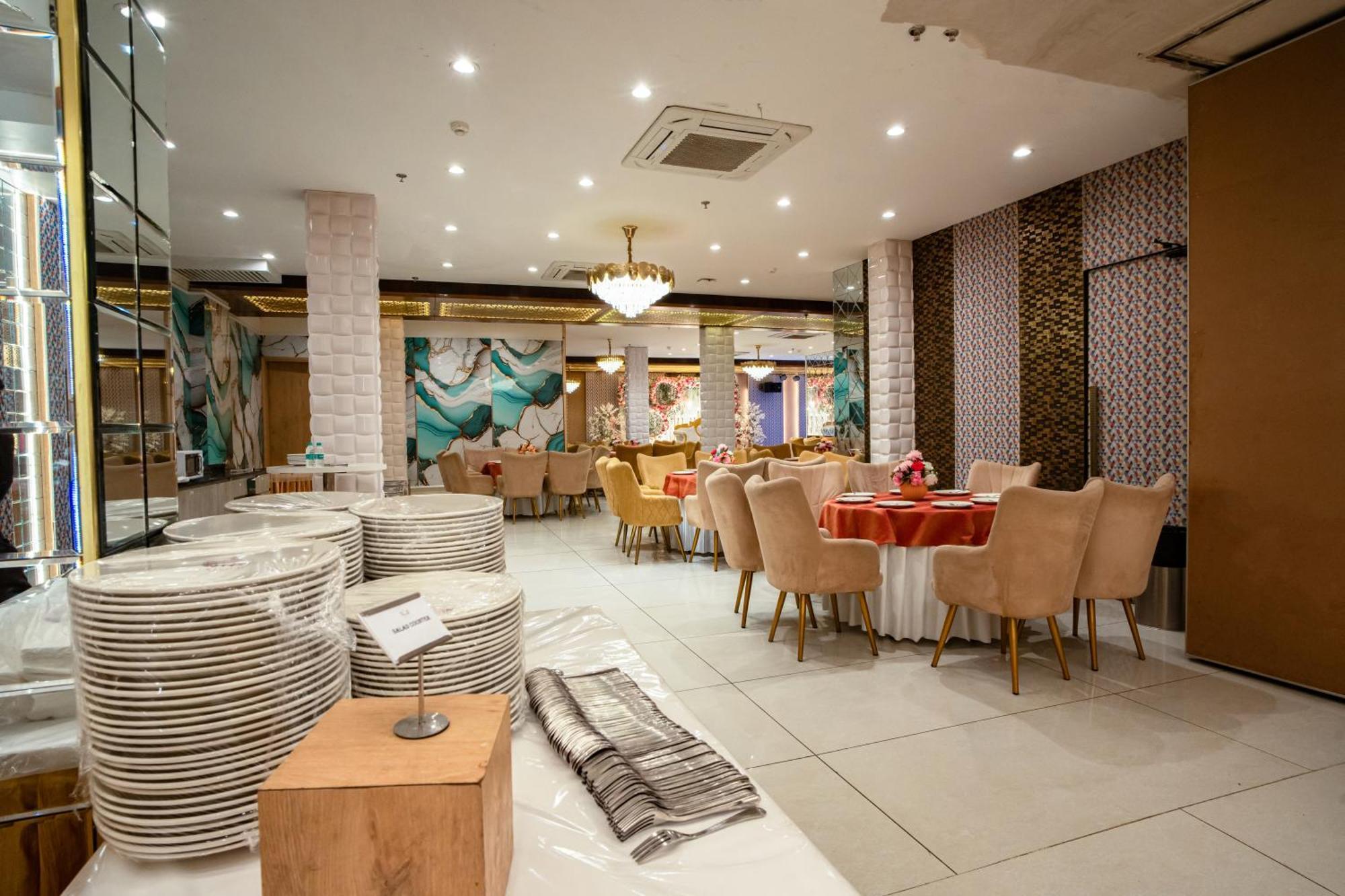 Mohali Acr Luxury Hotel מראה חיצוני תמונה