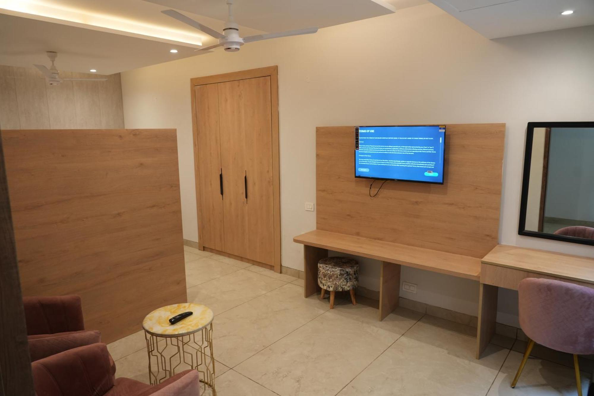Mohali Acr Luxury Hotel מראה חיצוני תמונה