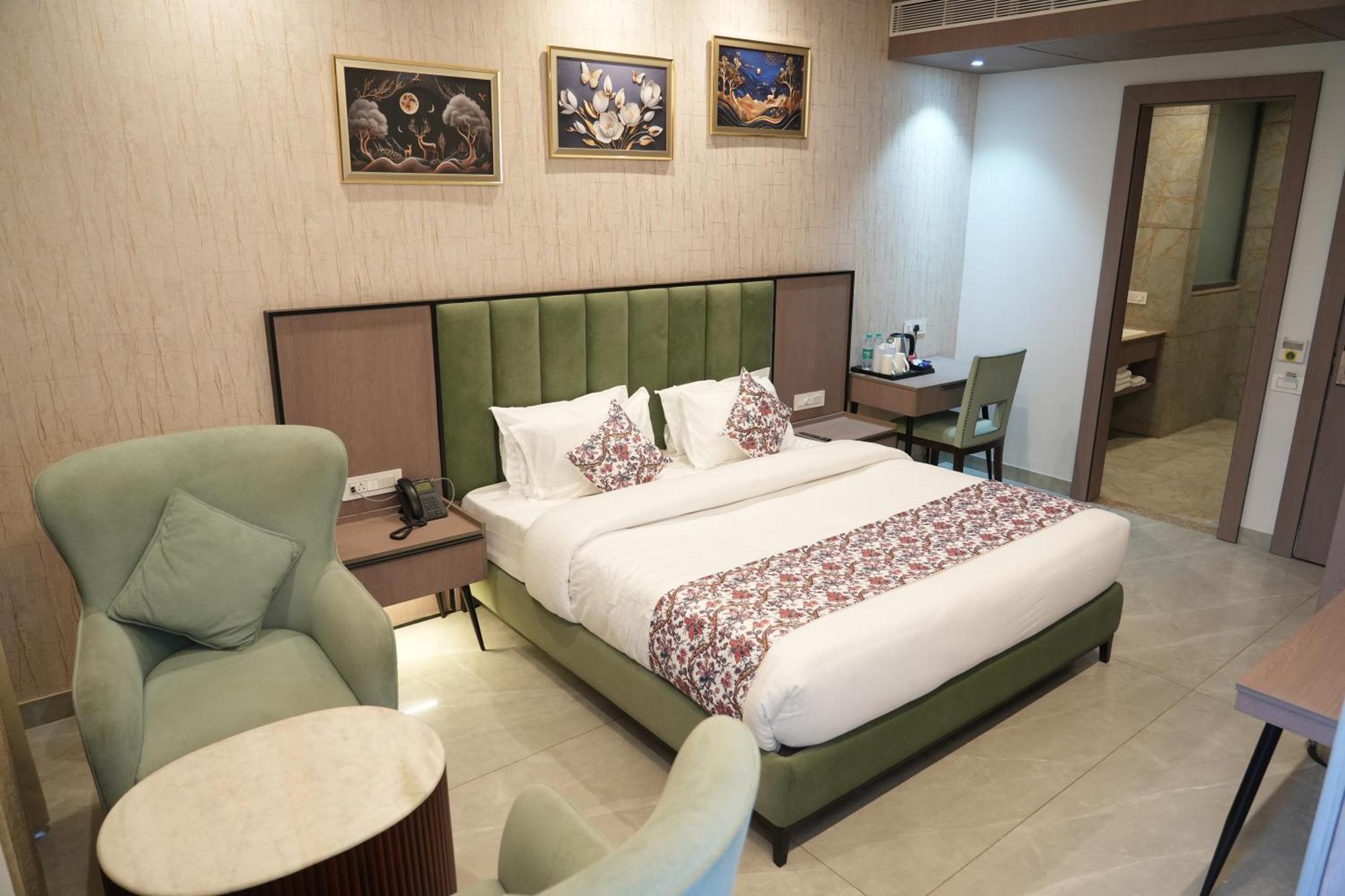 Mohali Acr Luxury Hotel מראה חיצוני תמונה